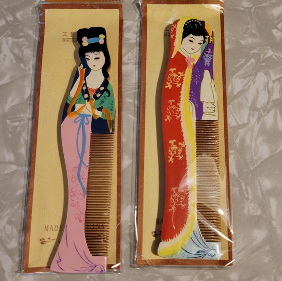 Chinese Comb Set of 4 - Picture 3 of 11